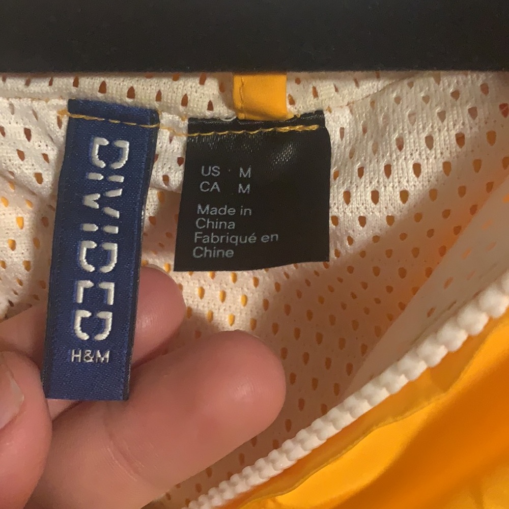 H&M rain jacket - Picture 2 of 6